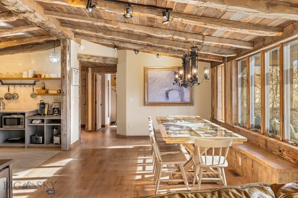 1005 Scott Street W Gardiner MT 59030