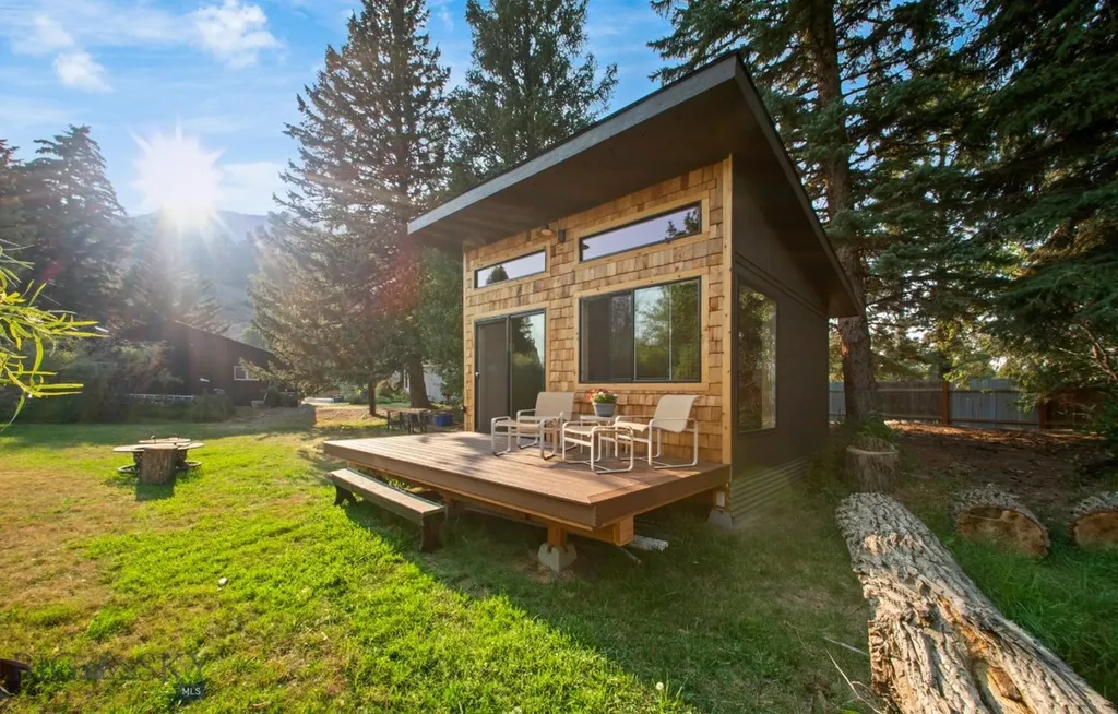 4948 Us Highway 89 S Livingston MT 59047