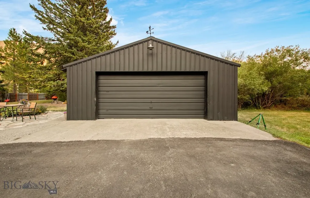 4948 Us Highway 89 S Livingston MT 59047