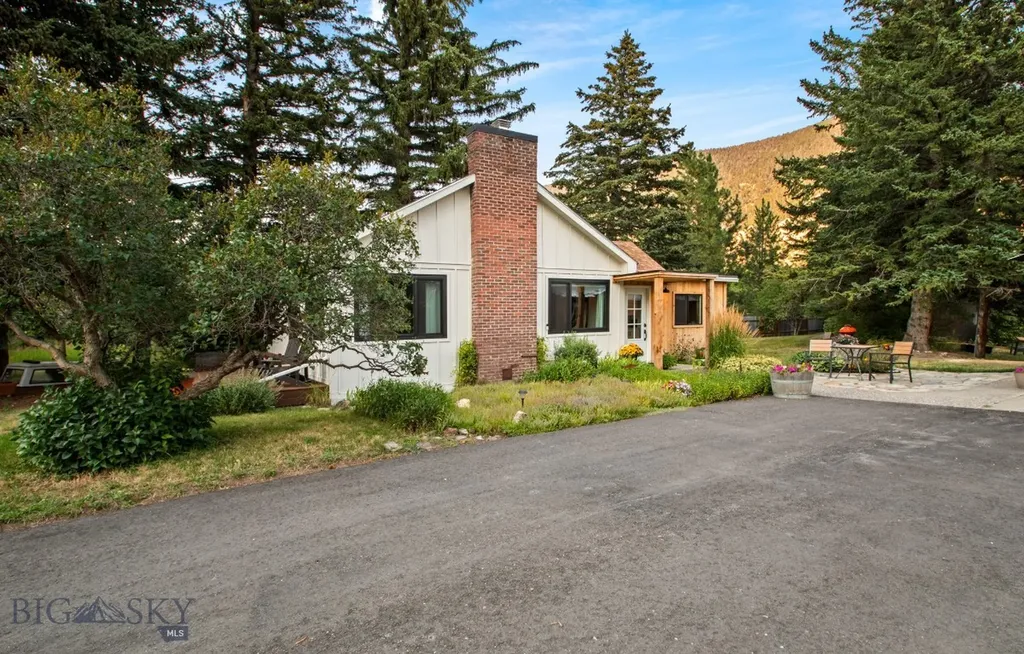 4948 Us Highway 89 S Livingston MT 59047