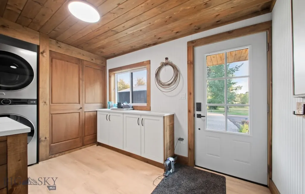4948 Us Highway 89 S Livingston MT 59047