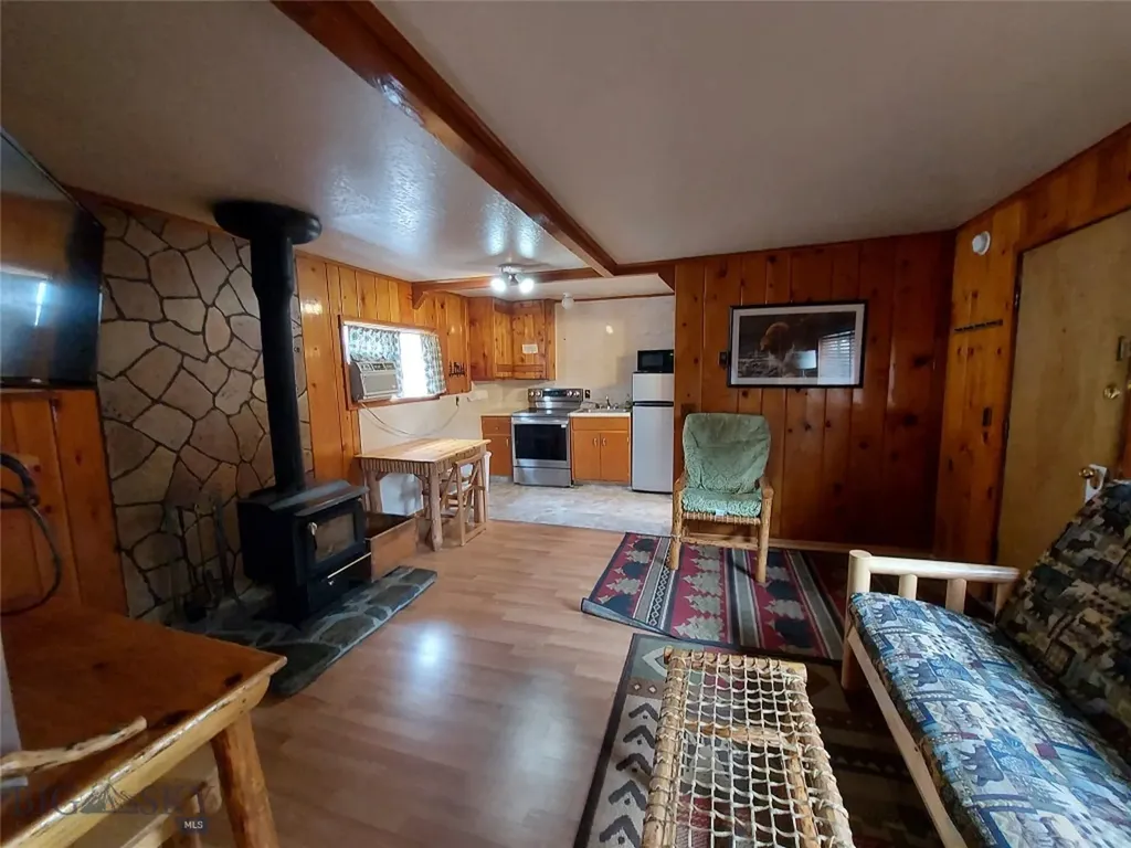 601 Highway Avenue West Yellowstone MT 59758