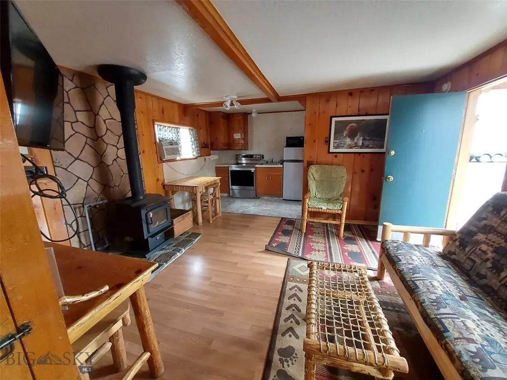 601 Highway Avenue West Yellowstone MT 59758