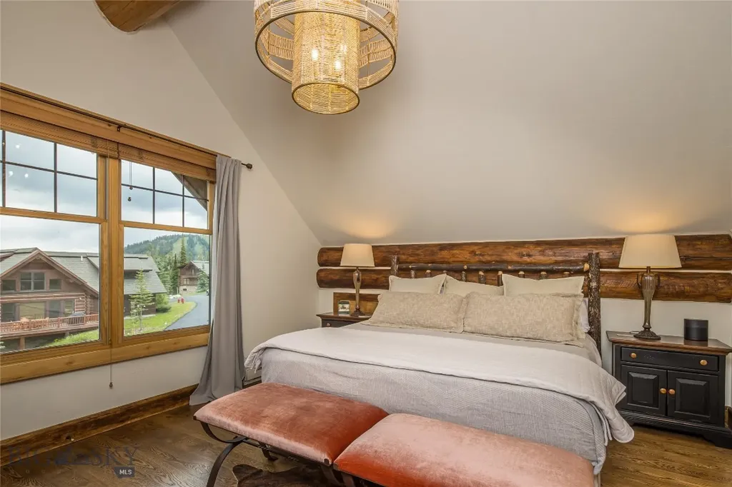 10 Rose Bud Loop Big Sky MT 59716