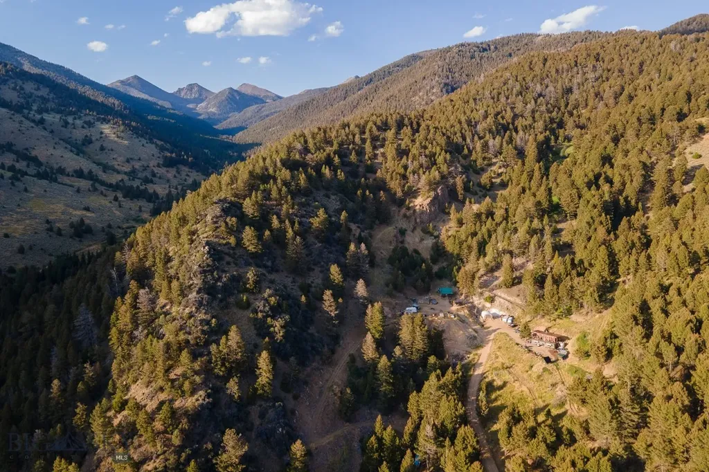 576 Wisconsin Creek Road Sheridan MT 59749