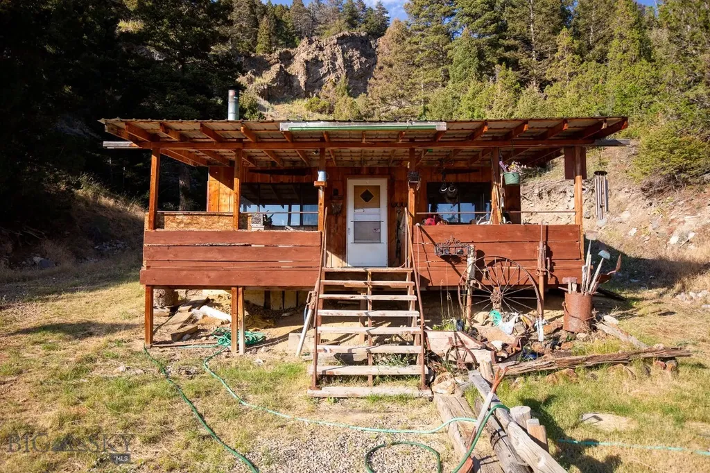 576 Wisconsin Creek Road Sheridan MT 59749