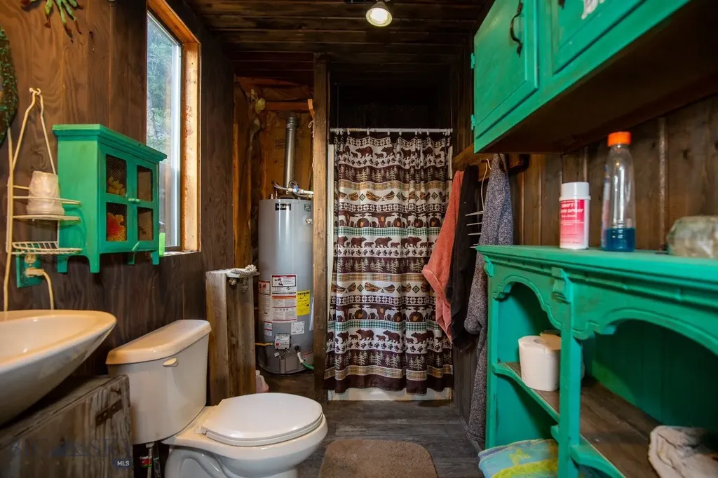576 Wisconsin Creek Road Sheridan MT 59749