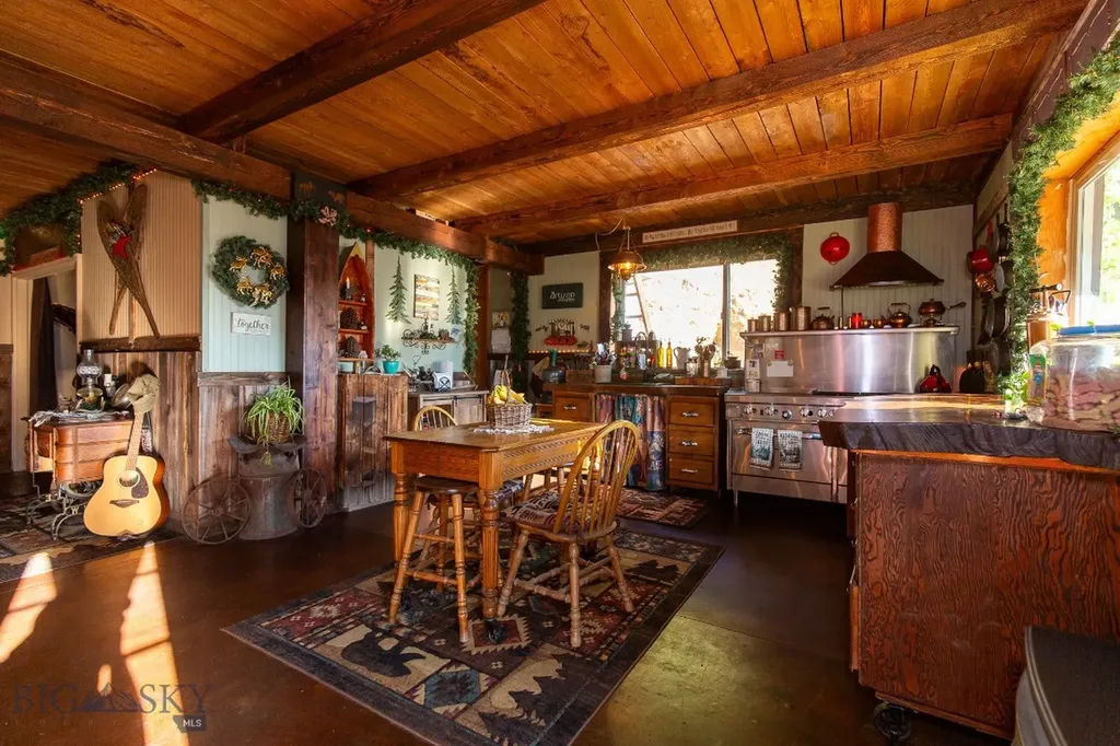 576 Wisconsin Creek Road Sheridan MT 59749