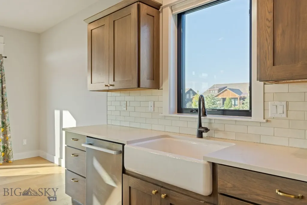 501 White Horse Loop Bozeman MT 59718
