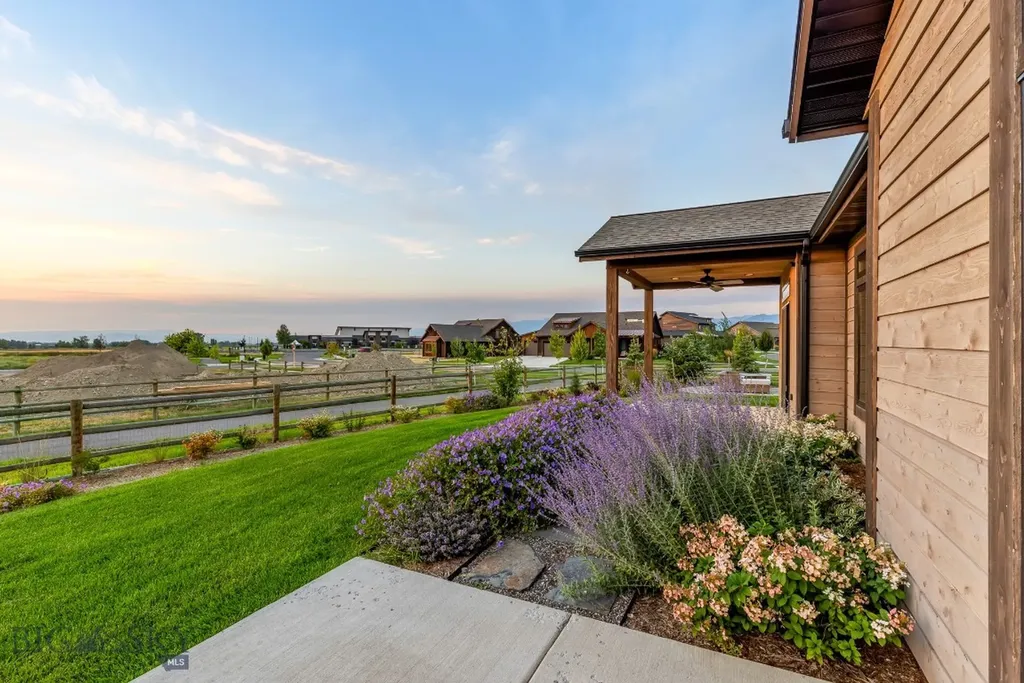 501 White Horse Loop Bozeman MT 59718