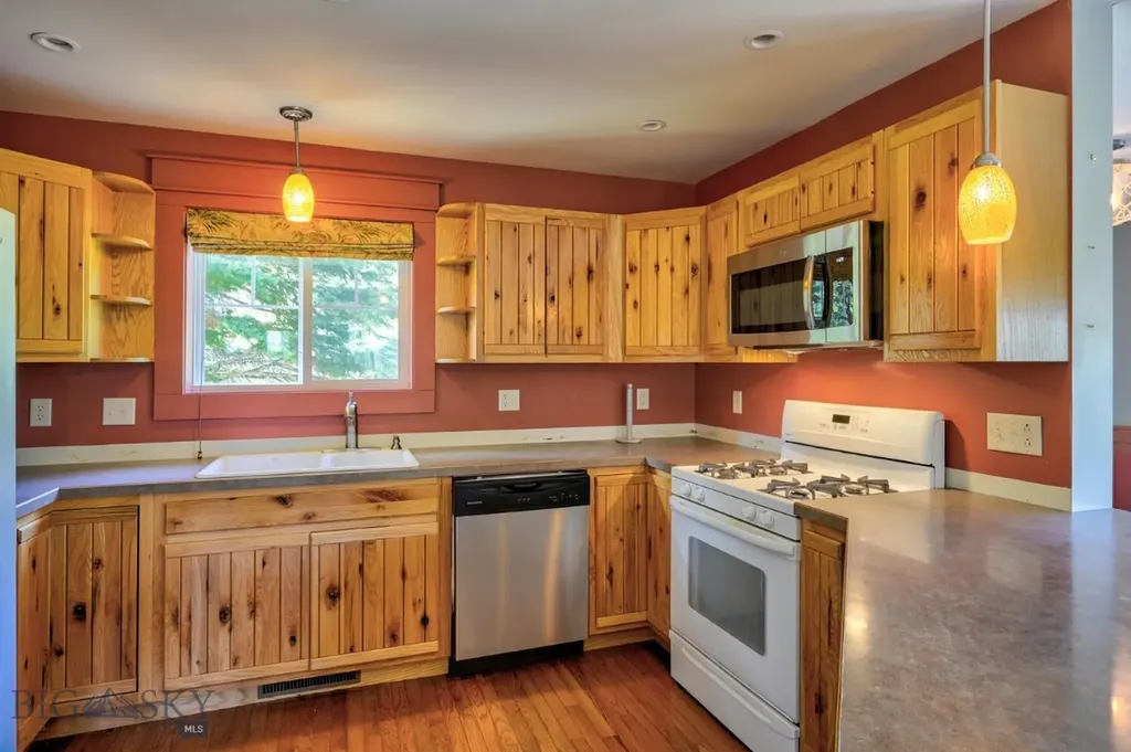 4774 Aspen Lane Bozeman MT 59715