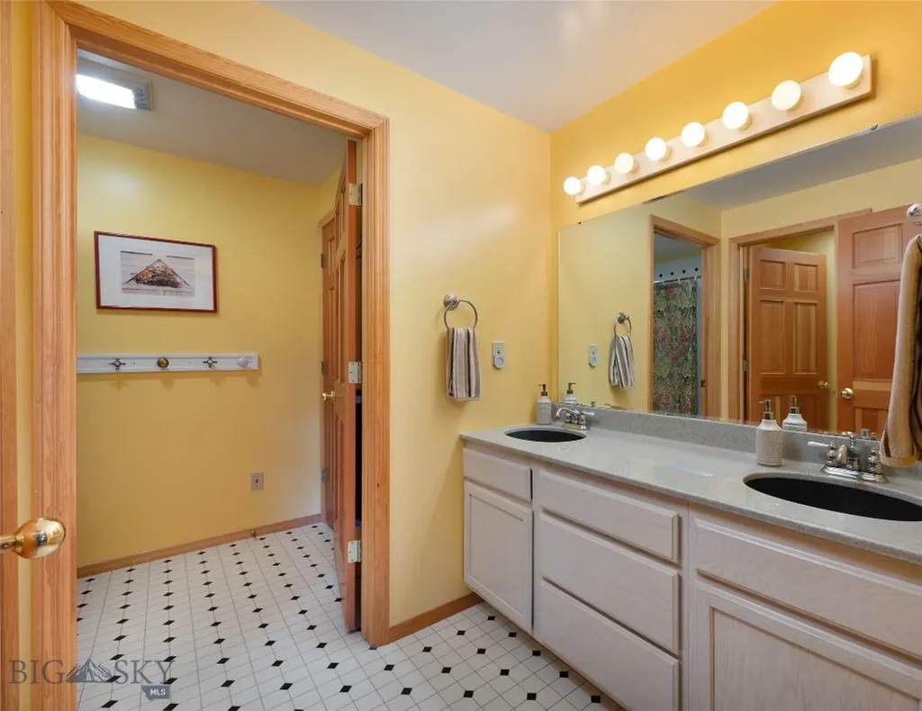 2415 Crazy Horse Road Big Sky MT 59716