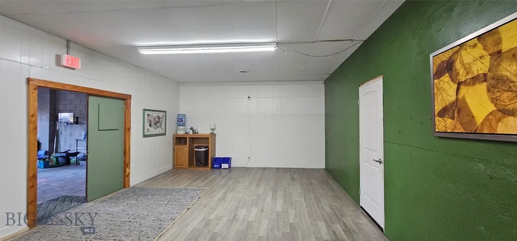 337 E Main Ennis MT 59729