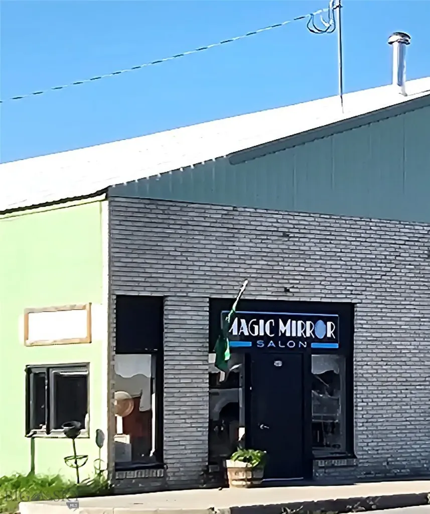 337 E Main Ennis MT 59729