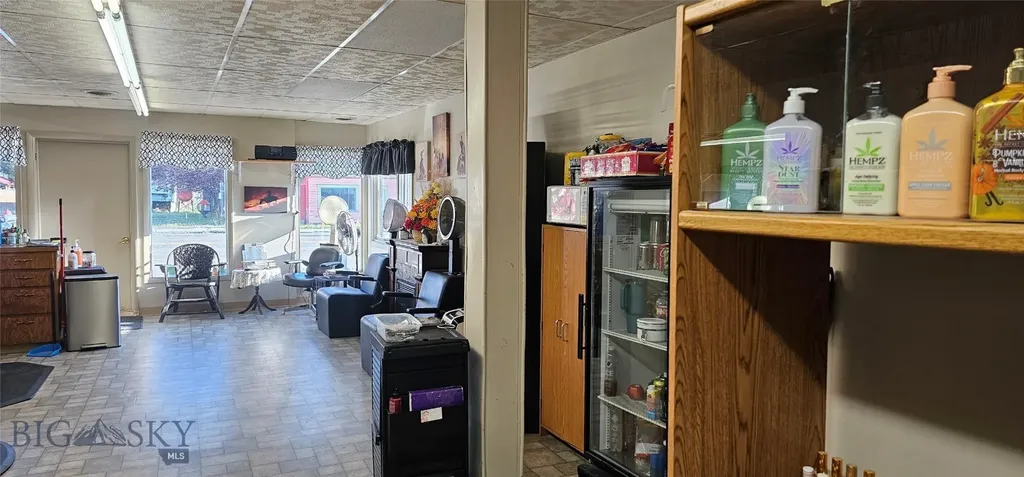 337 E Main Ennis MT 59729