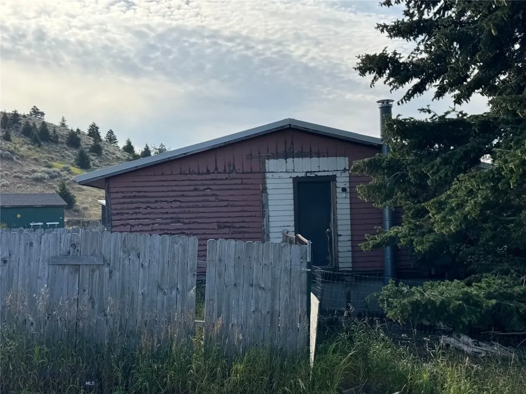 5 Muir Road E Livingston MT 59715