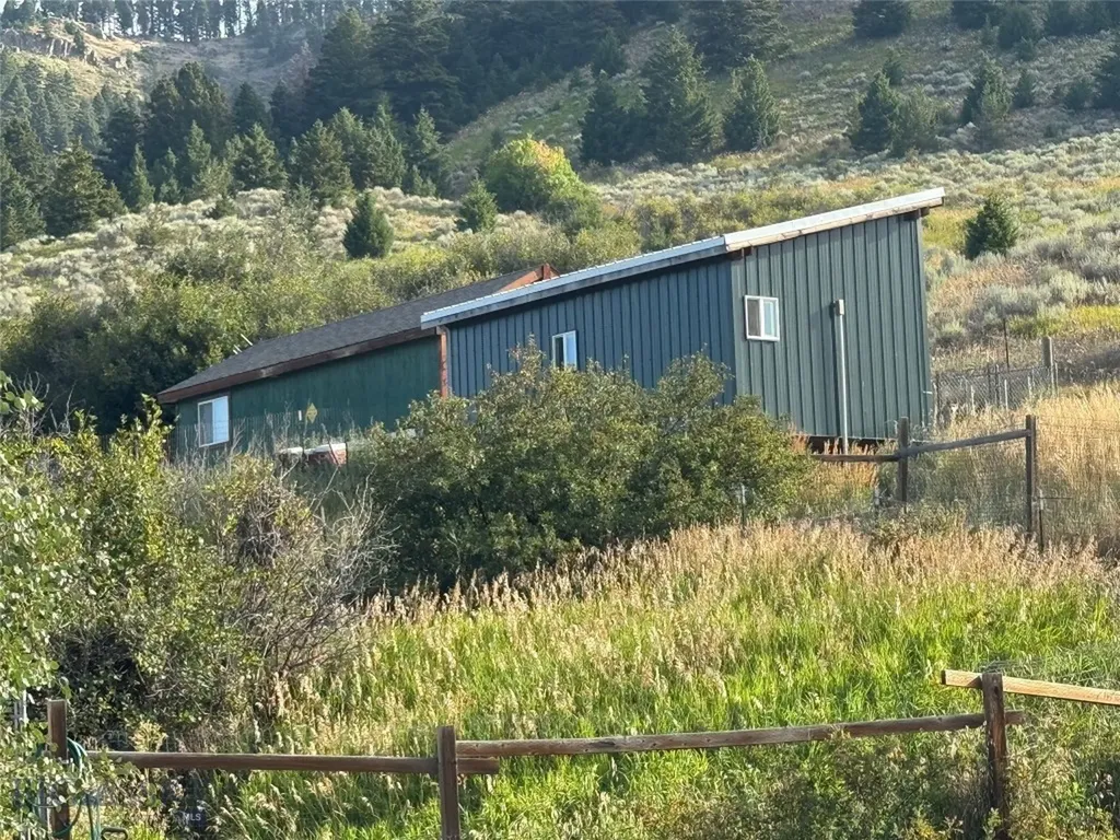 5 Muir Road E Livingston MT 59715