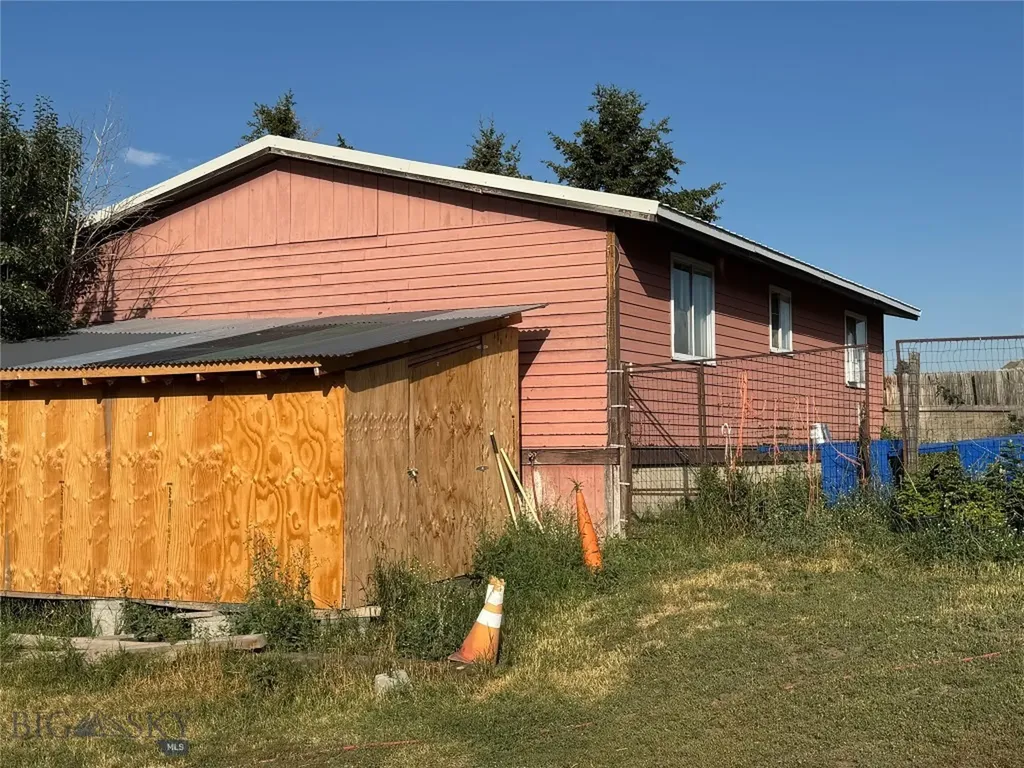 5 Muir Road E Livingston MT 59715