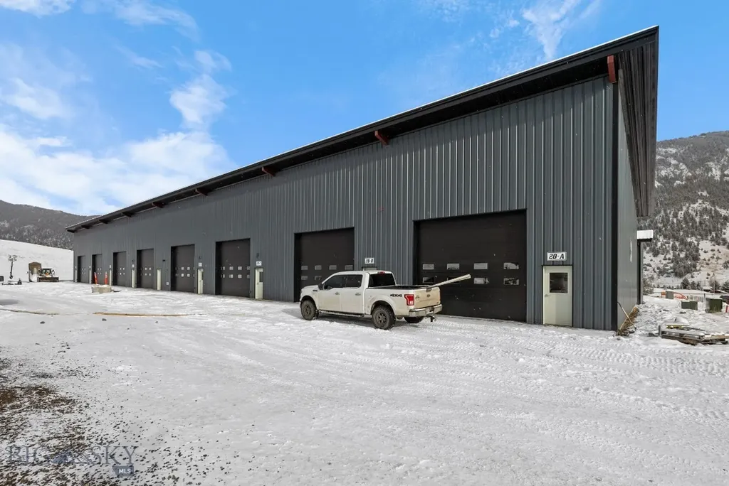 281 Blacksmith Loop Road Big Sky MT 59716