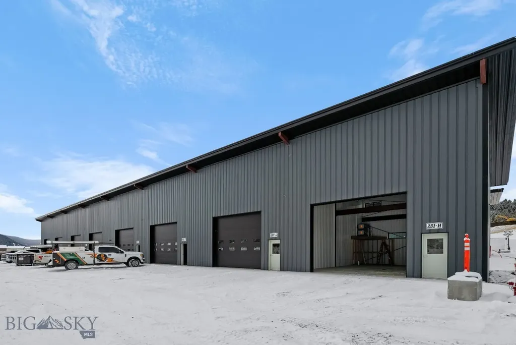 281 Blacksmith Loop Road Big Sky MT 59716