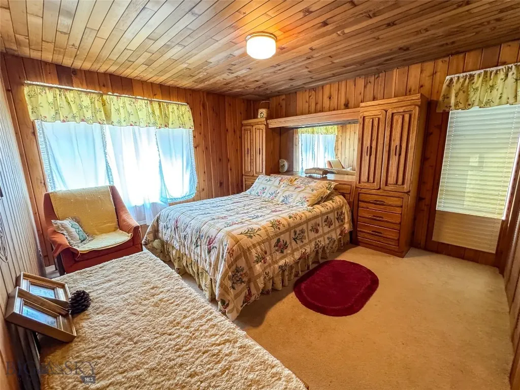 7379 Hahn Creek Road Elliston MT 59728