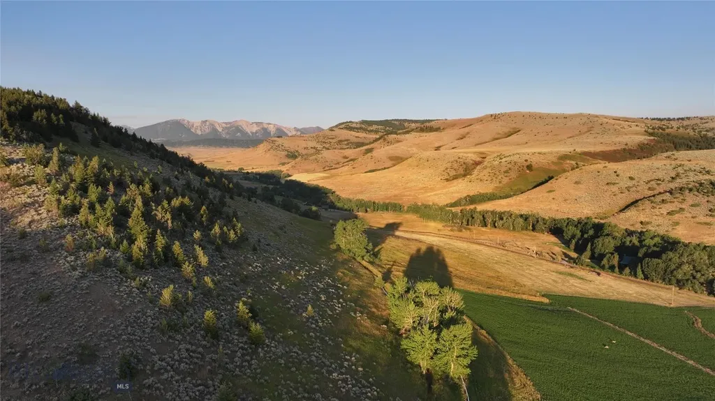 Tbd West Boulder Road Mcleod MT 59052