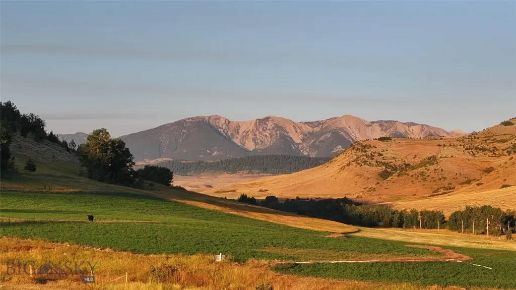Tbd West Boulder Road Mcleod MT 59052