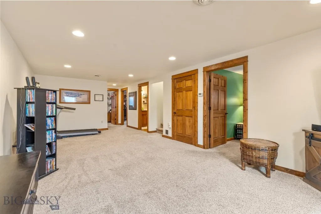 22 Hayfield Loop Trail Ennis MT 59729