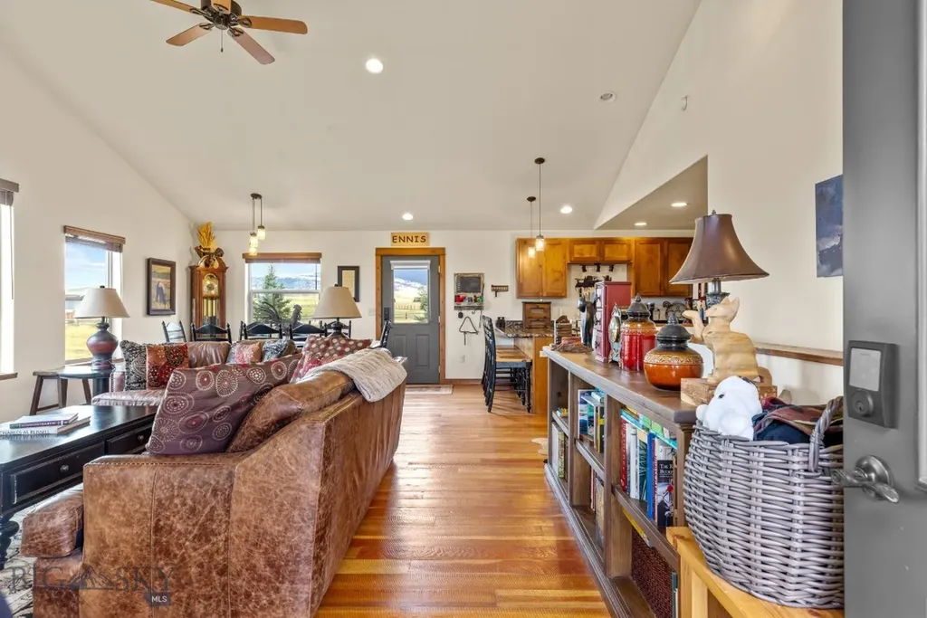 22 Hayfield Loop Trail Ennis MT 59729