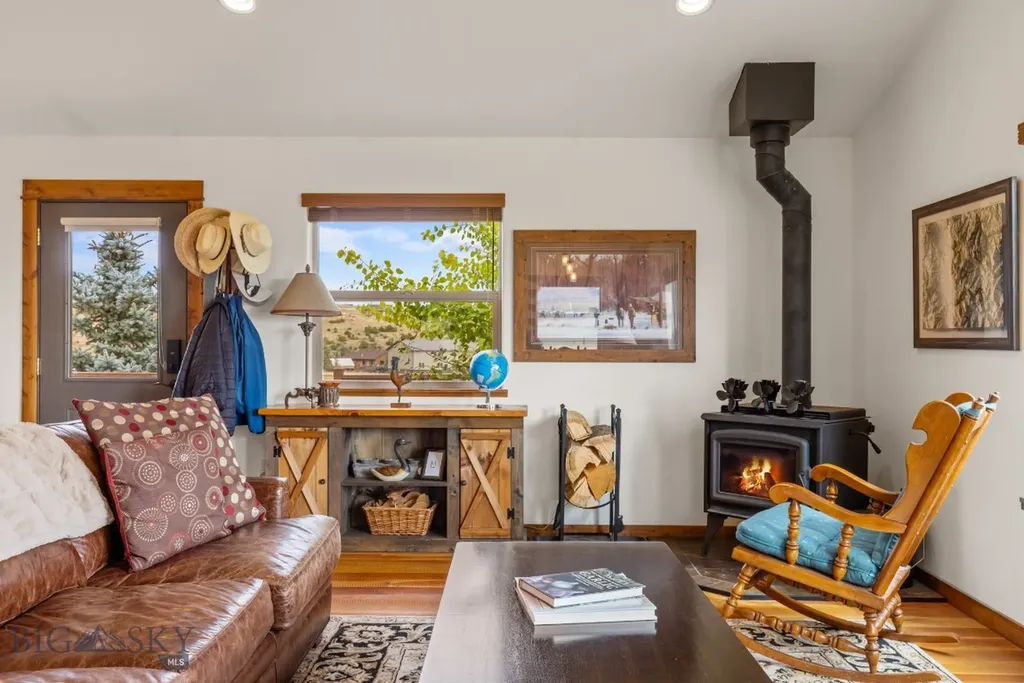 22 Hayfield Loop Trail Ennis MT 59729