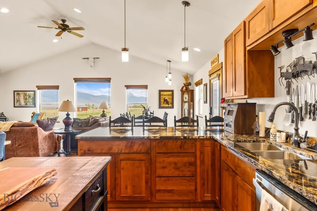 22 Hayfield Loop Trail Ennis MT 59729