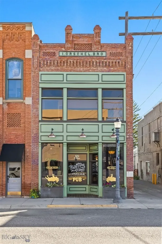 122 N Main Street Livingston MT 59047