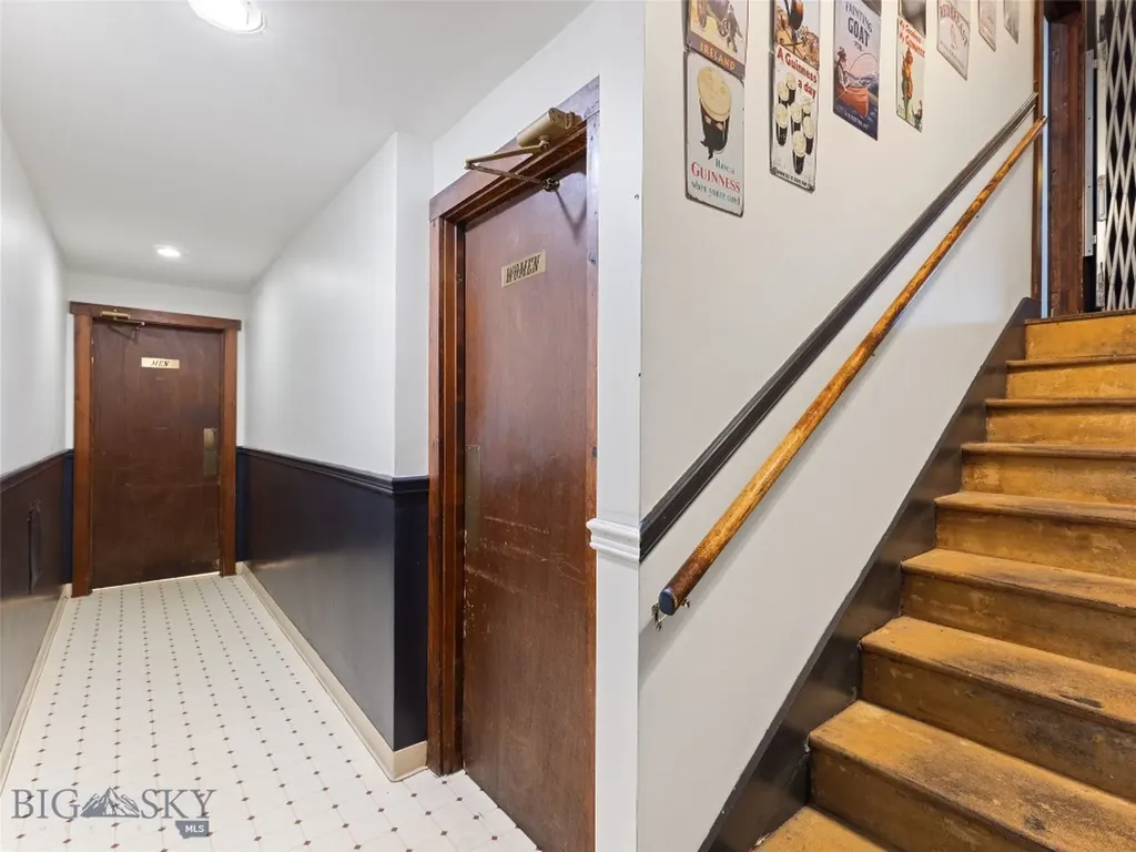 122 N Main Street Livingston MT 59047