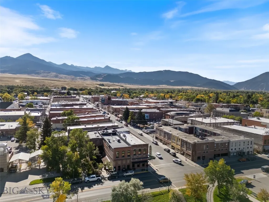 122 N Main Street Livingston MT 59047