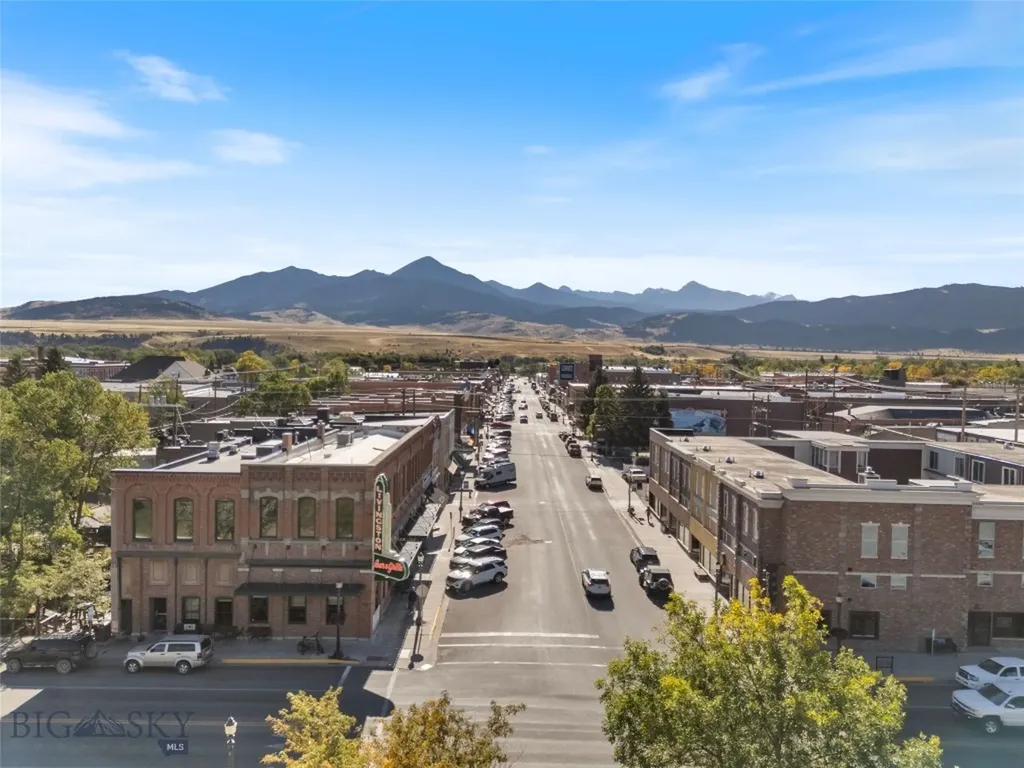 122 N Main Street Livingston MT 59047