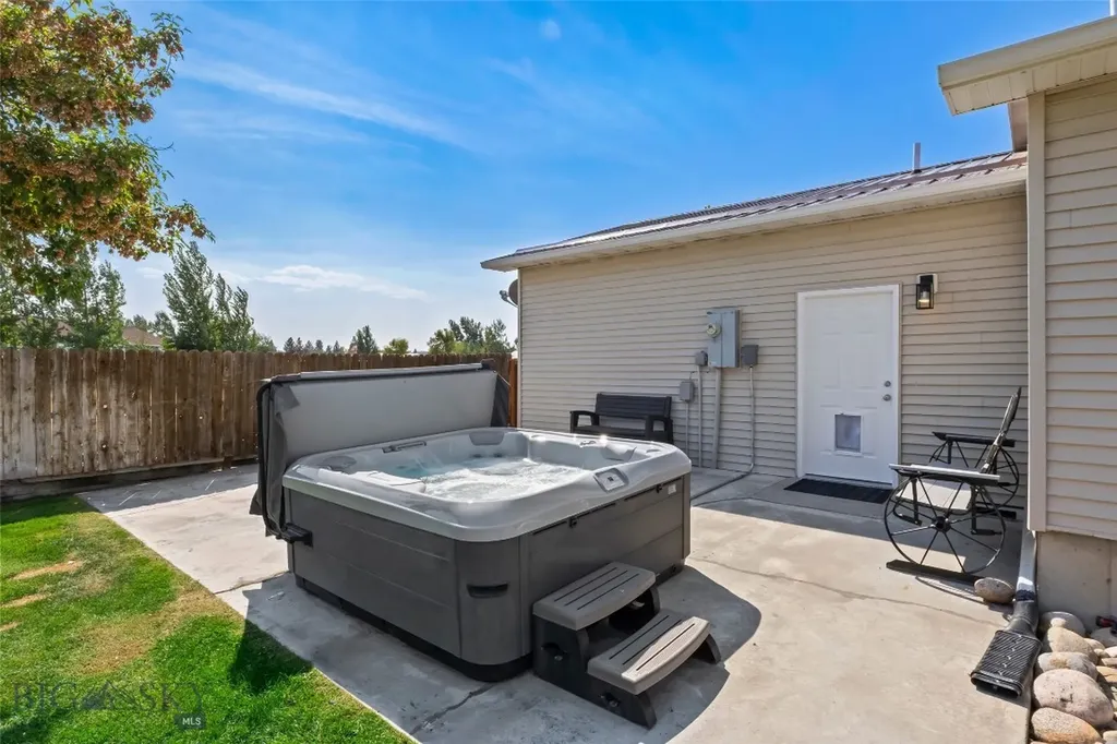 18 Meadowlark Circle Big Timber MT 59011