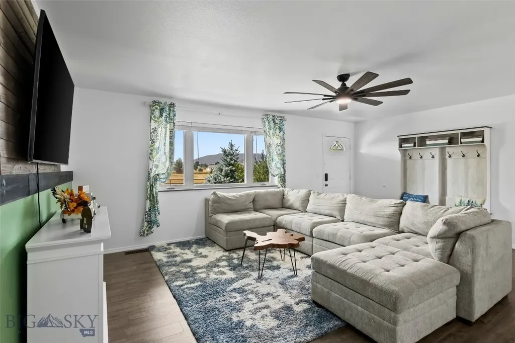 18 Meadowlark Circle Big Timber MT 59011