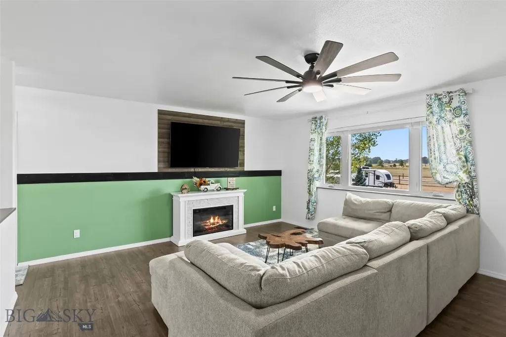 18 Meadowlark Circle Big Timber MT 59011