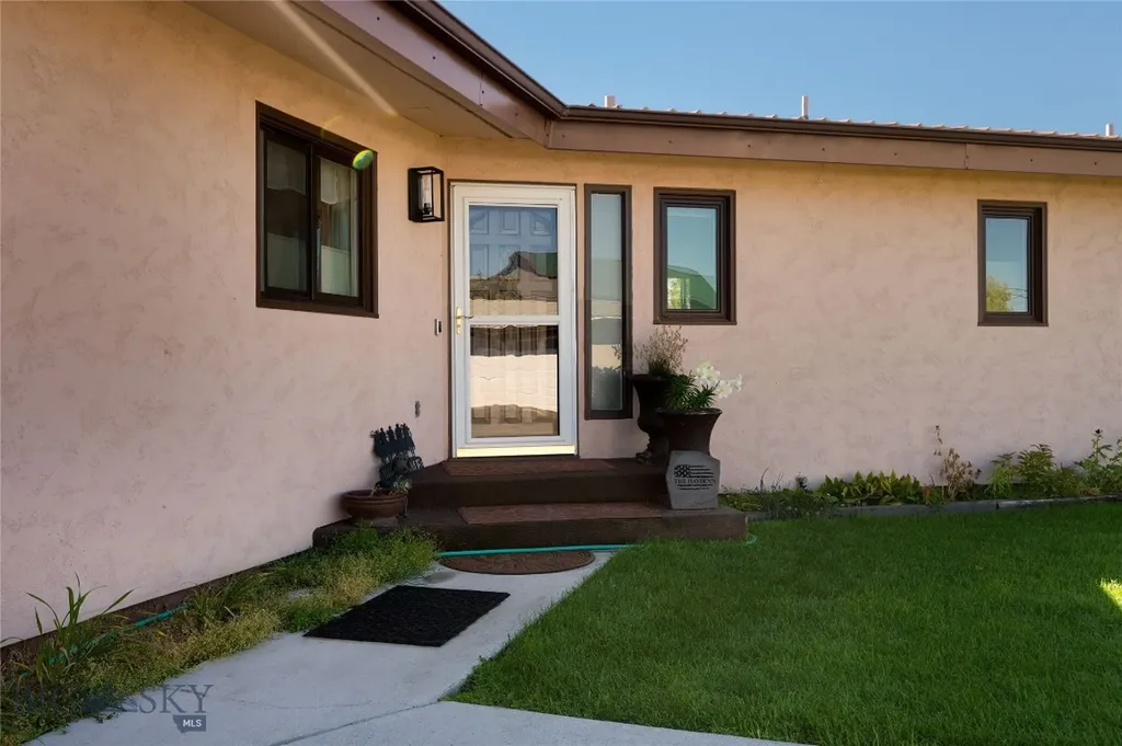 304 N Brooke Street N Whitehall MT 59759