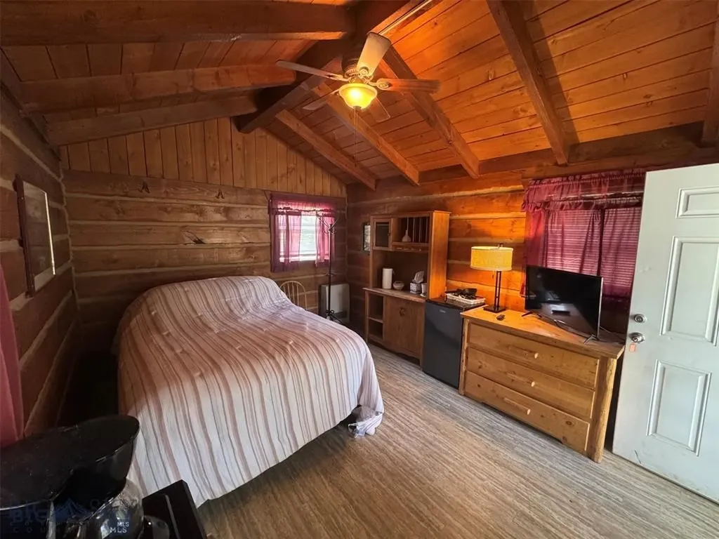 13505 Turah Road Clinton MT 59825