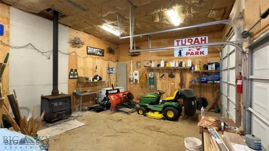 13505 Turah Road Clinton MT 59825