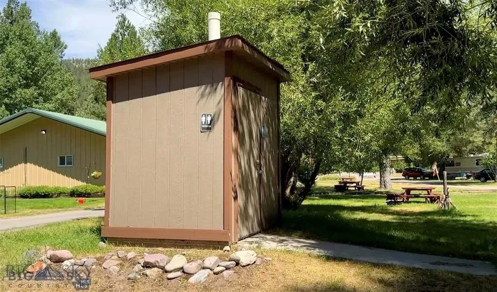 13505 Turah Road Clinton MT 59825