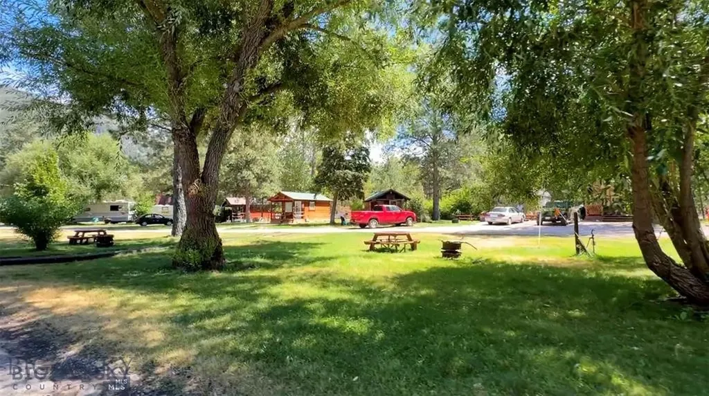 13505 Turah Road Clinton MT 59825