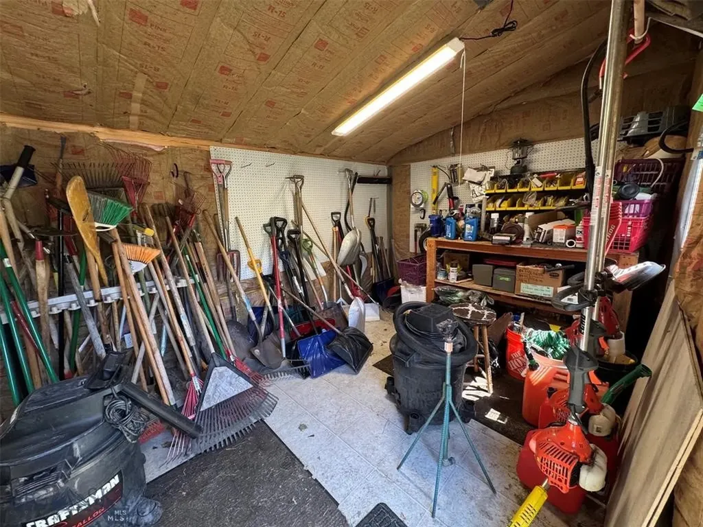 13505 Turah Road Clinton MT 59825