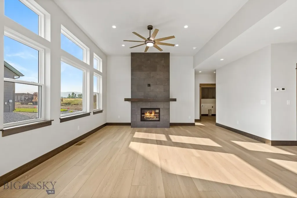 16 Moosejaw Drive Bozeman MT 59718