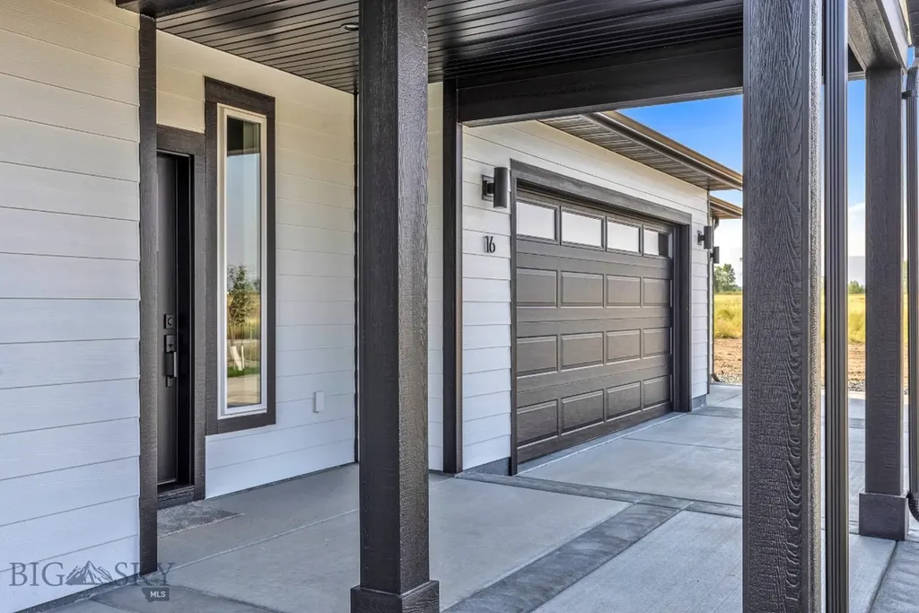 16 Moosejaw Drive Bozeman MT 59718