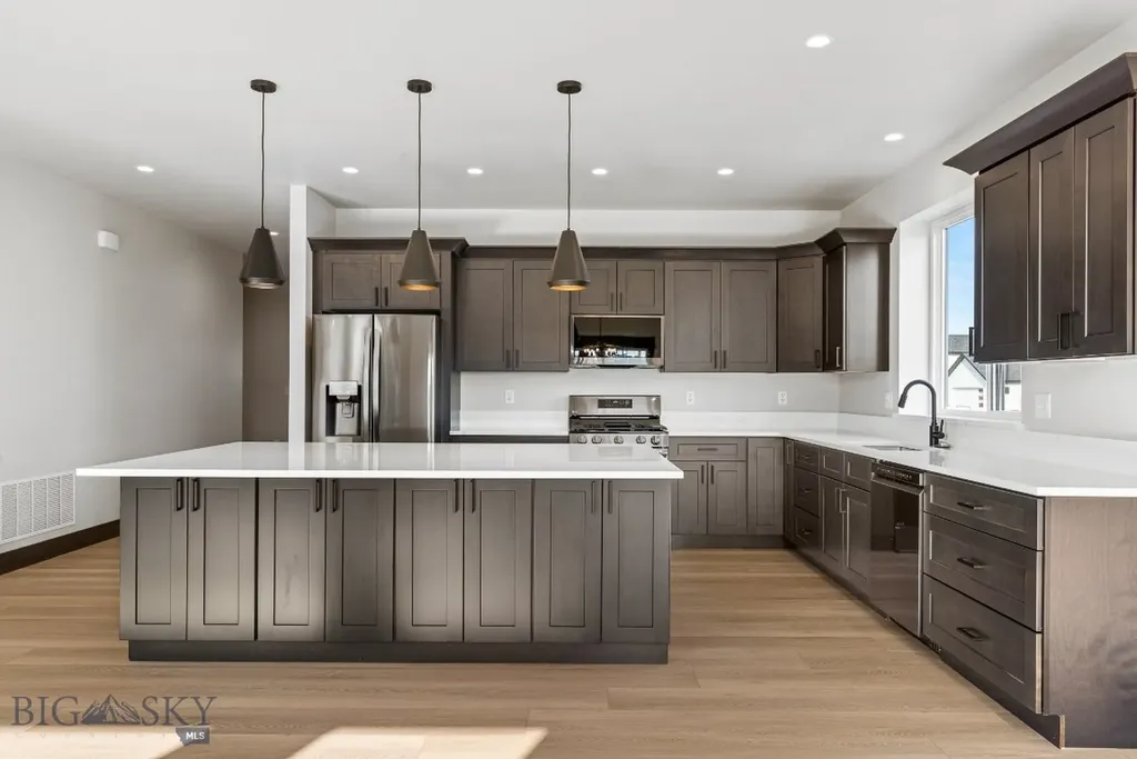 16 Moosejaw Drive Bozeman MT 59718