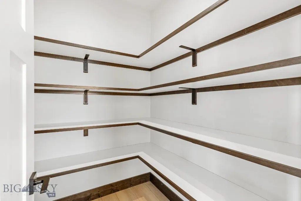 16 Moosejaw Drive Bozeman MT 59718
