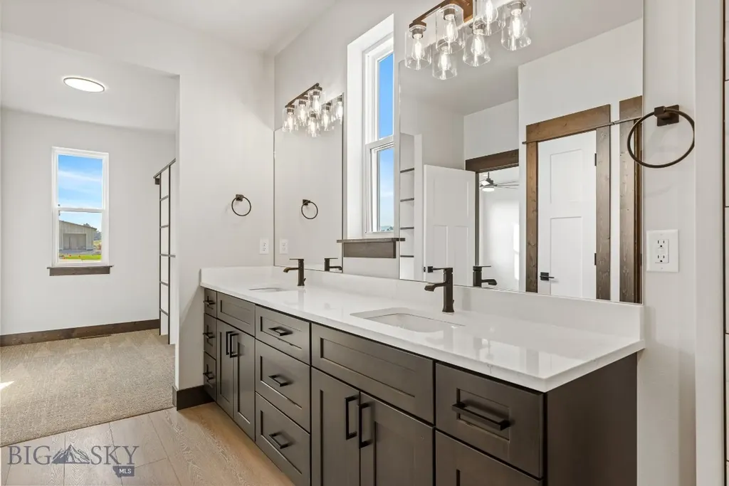 16 Moosejaw Drive Bozeman MT 59718
