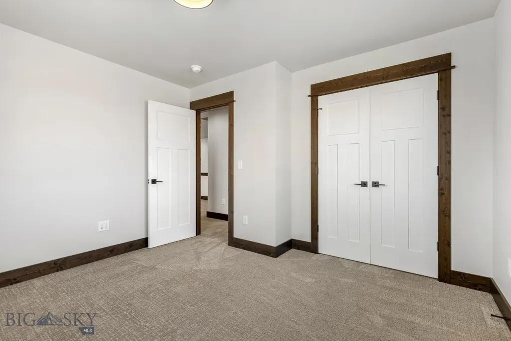 16 Moosejaw Drive Bozeman MT 59718